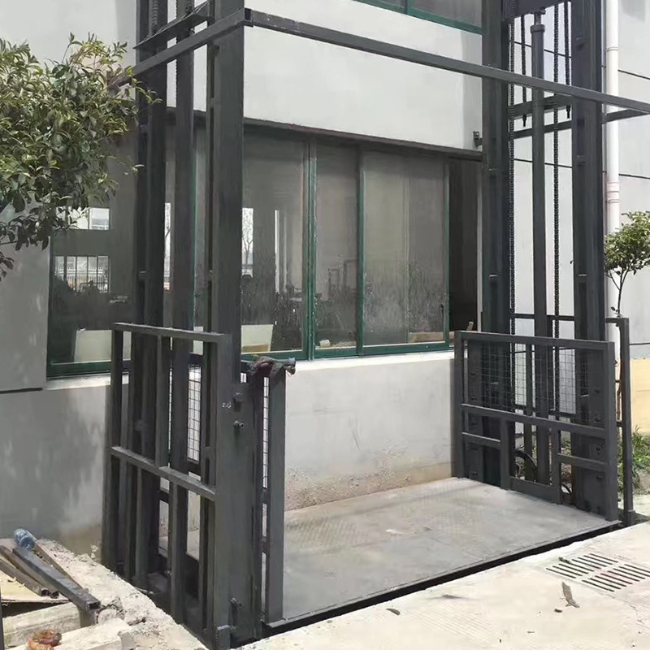 上安乡5吨室外升降货梯